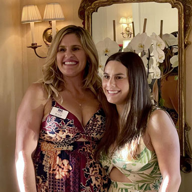 A CAS Board Member and her Daughter, a Volunteer